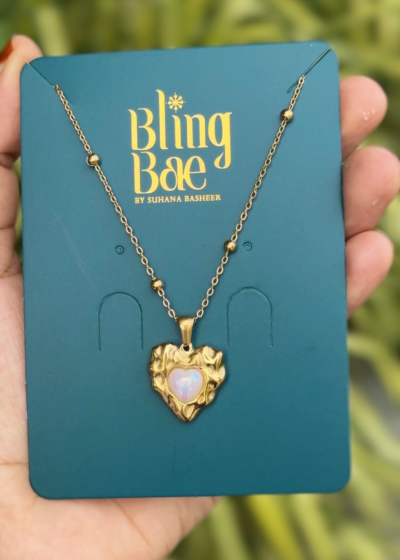 Vintage Glow Heart Necklace
