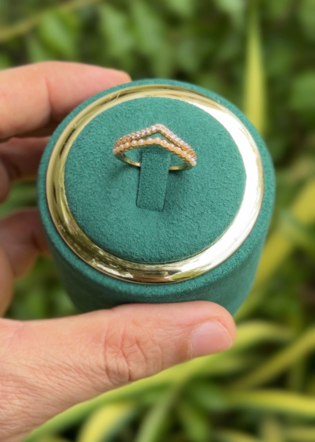 Pearl Curve Spark Rings (Adjustable)