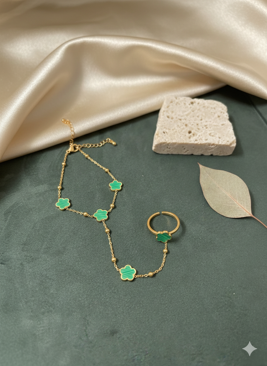 Green Aura Clover Ring Bracelets