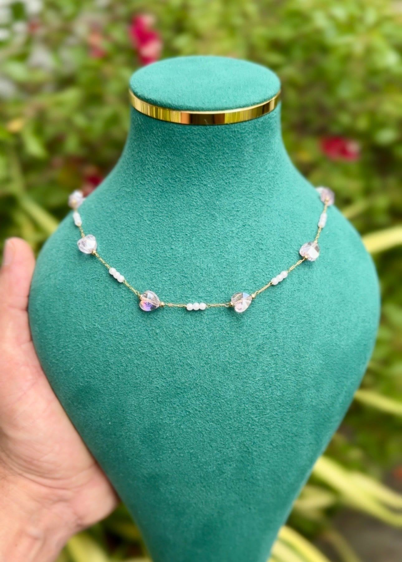 Crystal Heart Glow Necklace š āØ