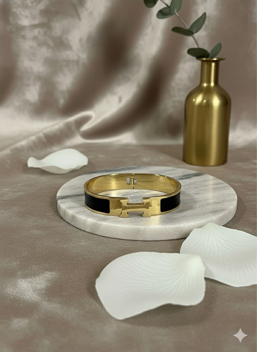 Clic Clac Cuff Bangle (Black)