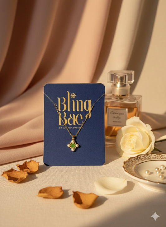 Clover Petals Chain With Pendant