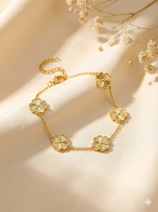 The Heritage Clover Chain Bracelets