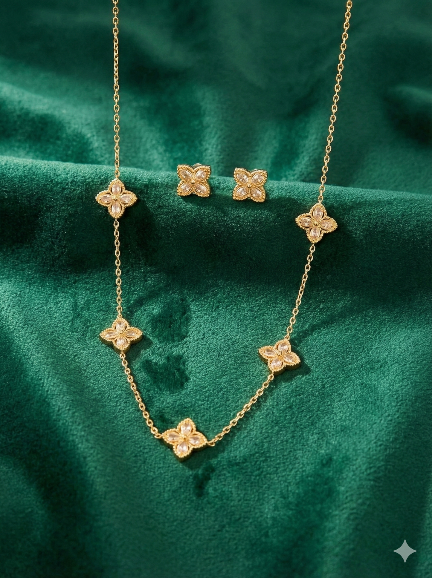 Vintage Alhambra Necklace & Earrings Set
