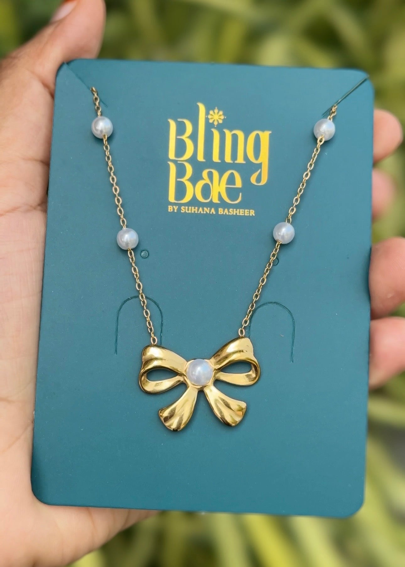 Pearl Ribbon Grace Necklace