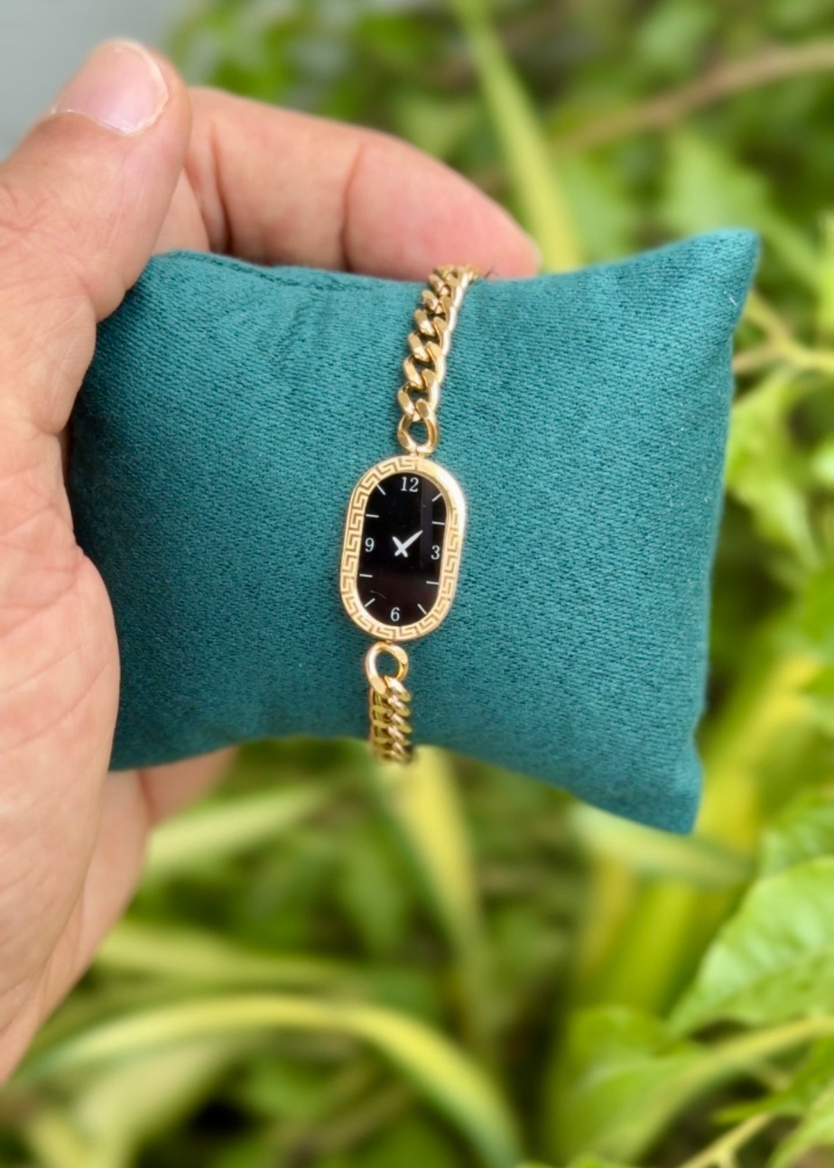 Vintage Oval Dial Chain Bracelet ⌚✨