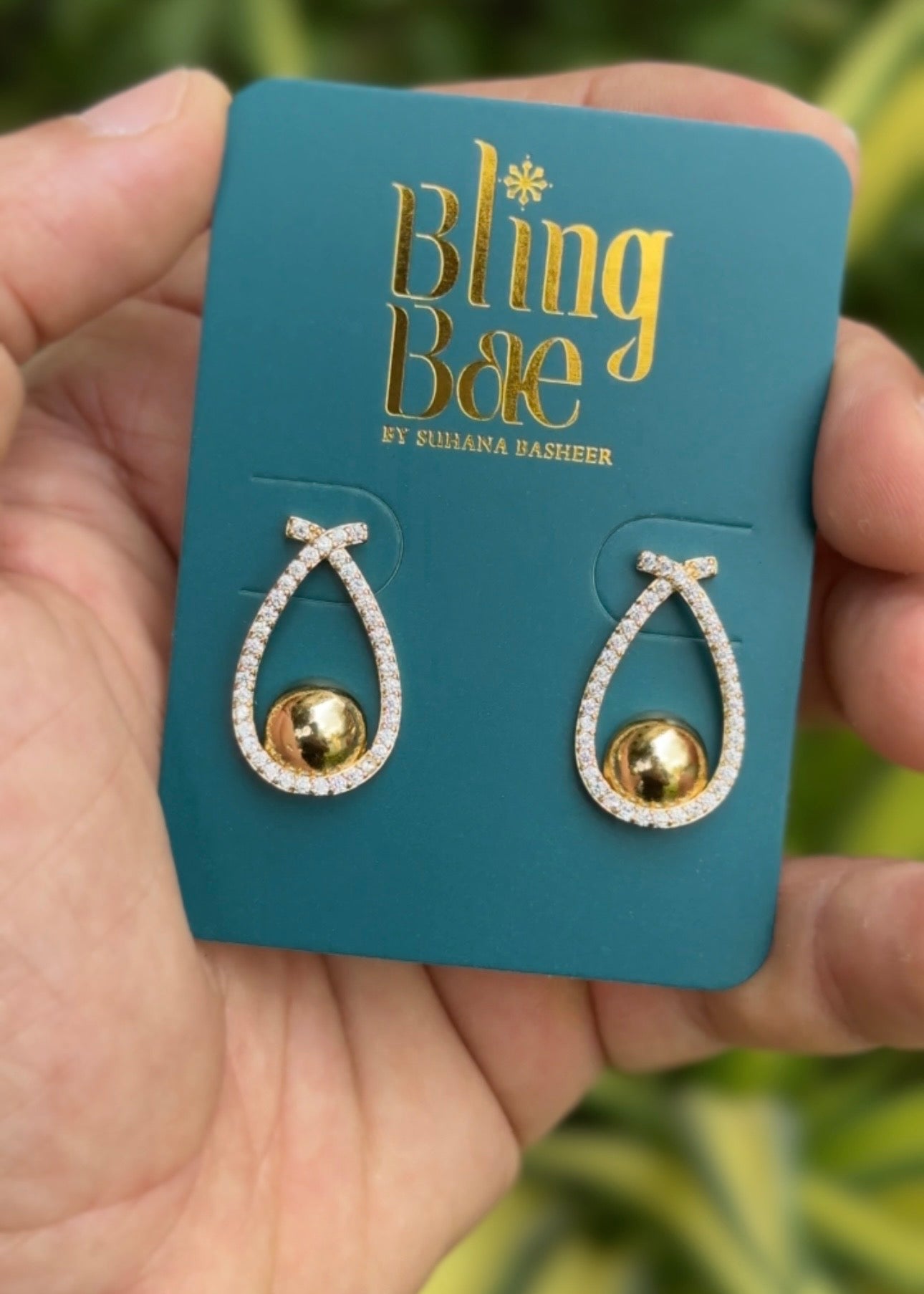 Royal Teardrop Sparkle Earrings