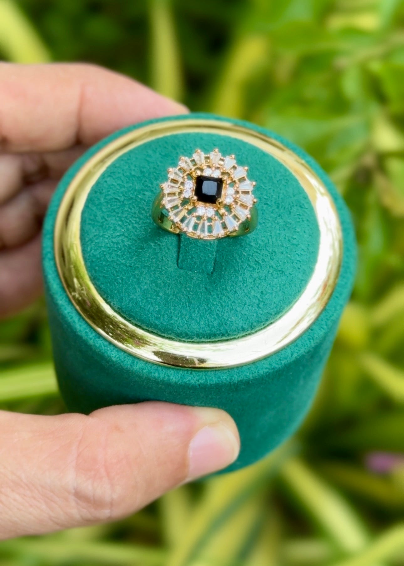 Royal Sunburst Black Stone Rings (Adjustable)