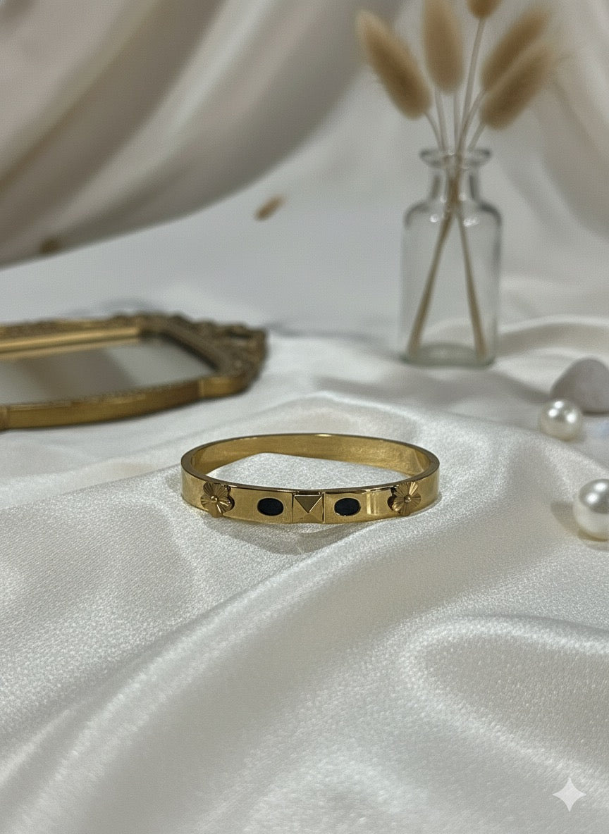 Charmlet Cuff Bangle