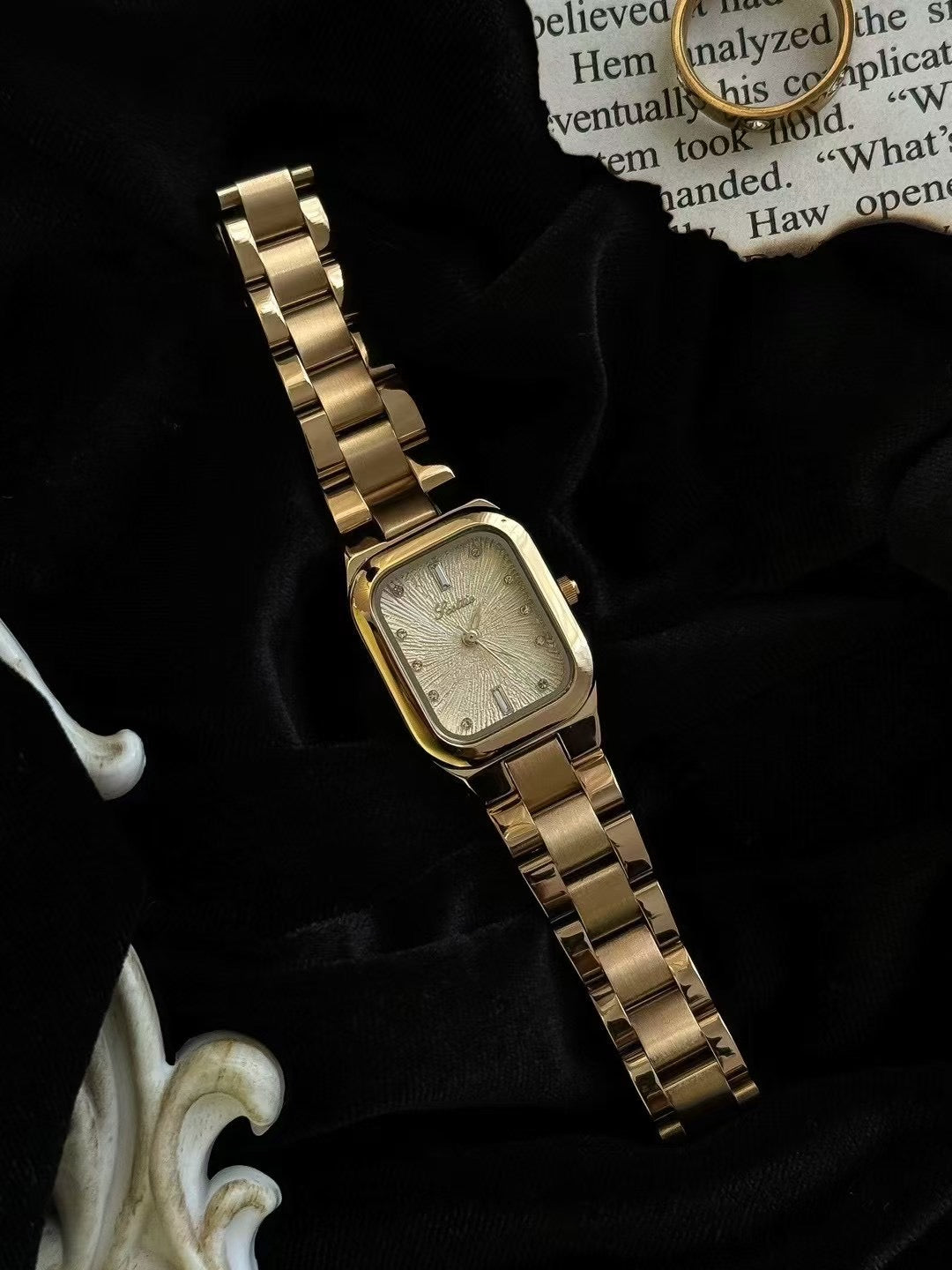 Scottie Luxury Rectangular Bracelet Watch ✨ (18k Gold Plated)