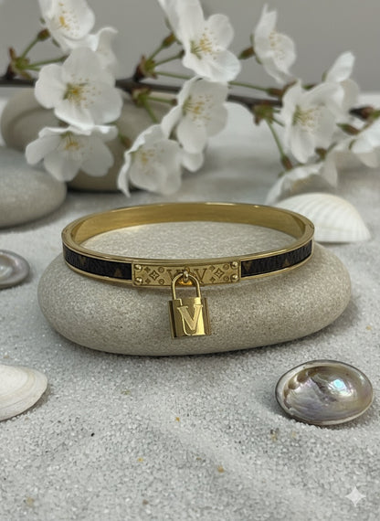 The iconic Keeper Cuff Bangle