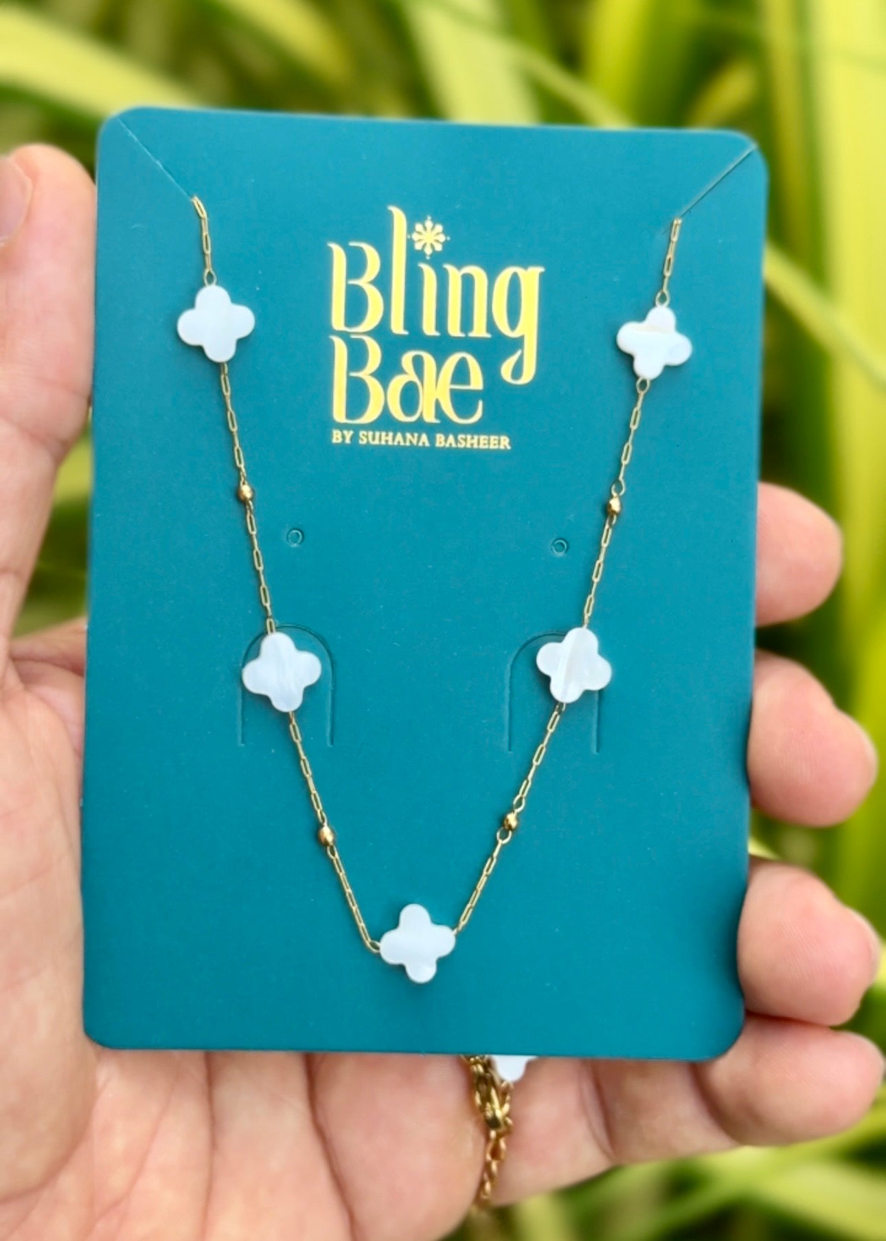 White Clover Harmony Necklace 🤍✨ (316L Grade)