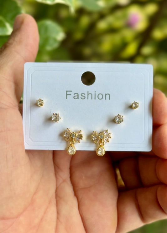 Golden Dew Drop Bloom Mini Stud Set 🤍✨