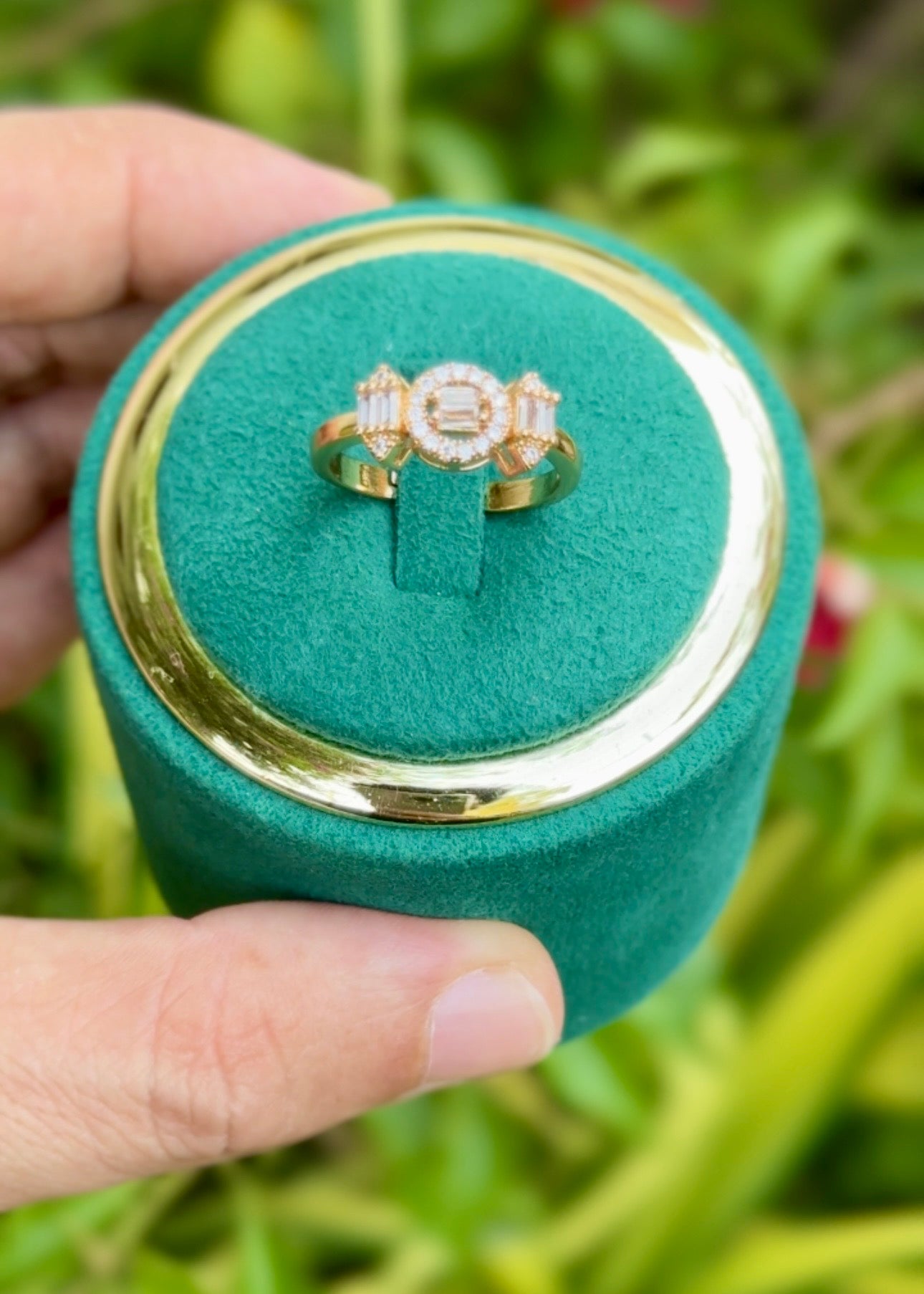 Royal Halo Baguette Rings (Adjustable)