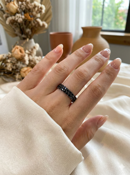 Noir Ivy Eternity Rings