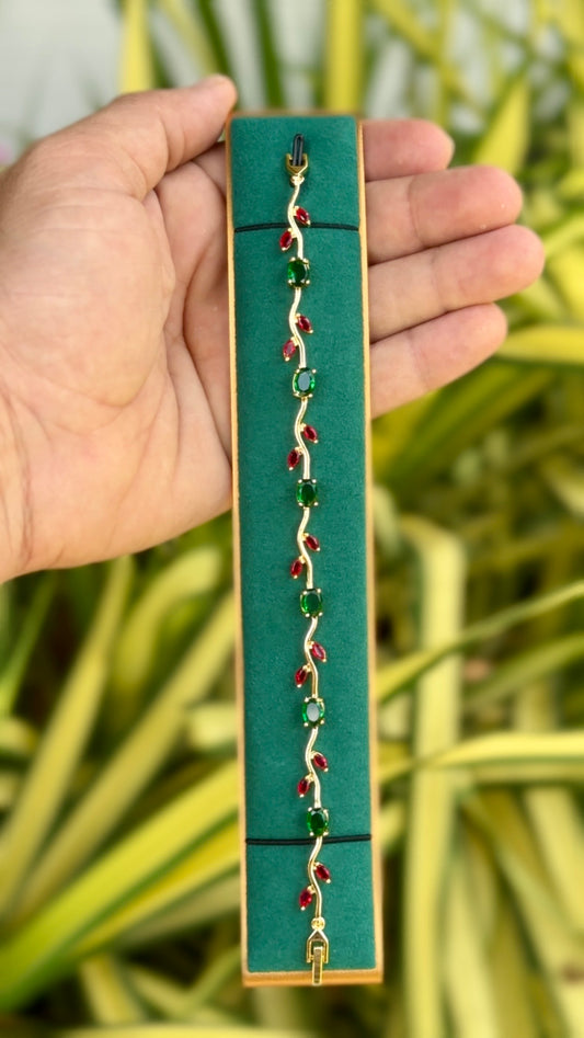 Tulip Emerald Vine Elegance Bracelets 🌿