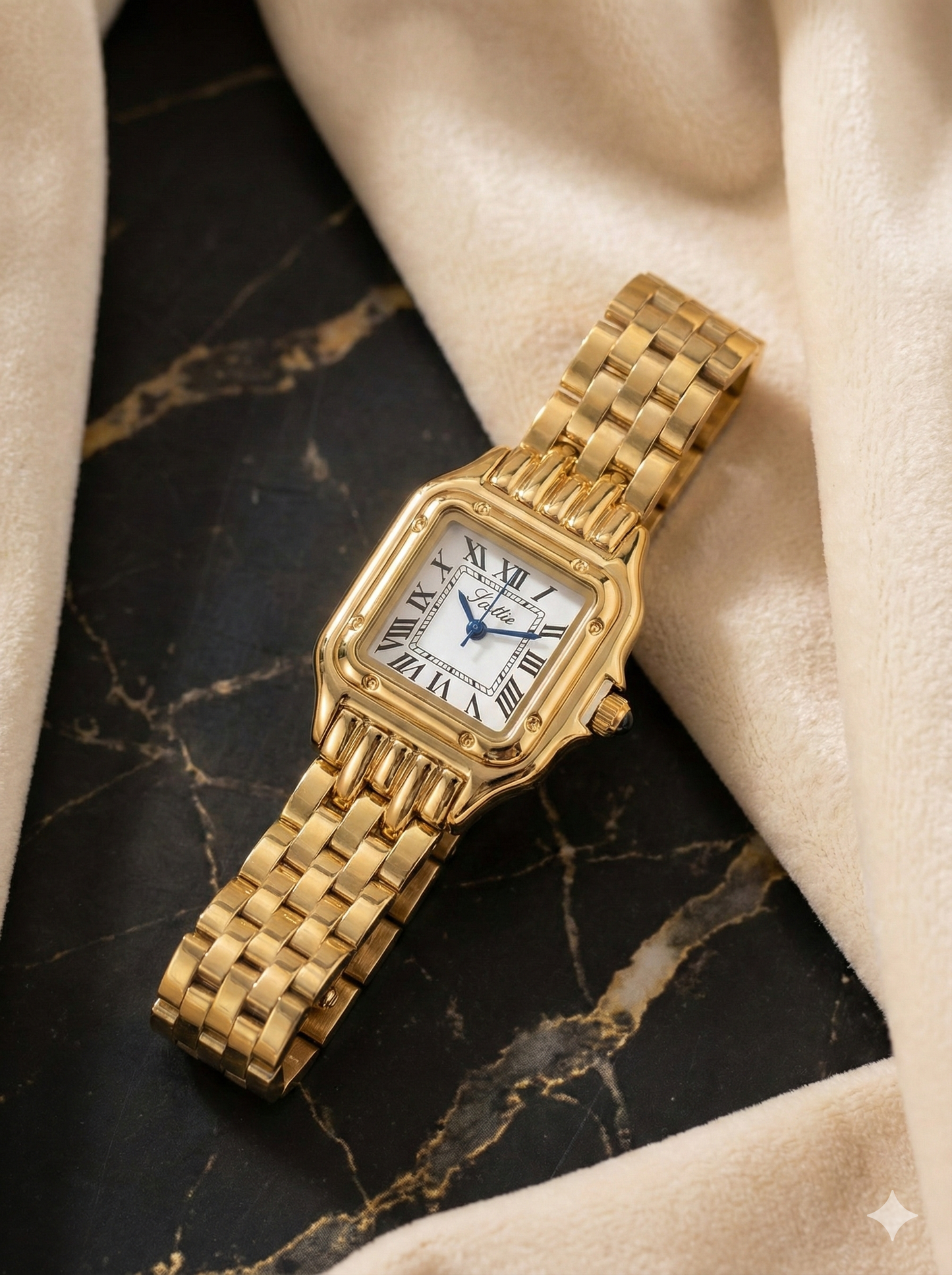 Scottie Panthere Classic Luxury 18k Gold Plated Watch