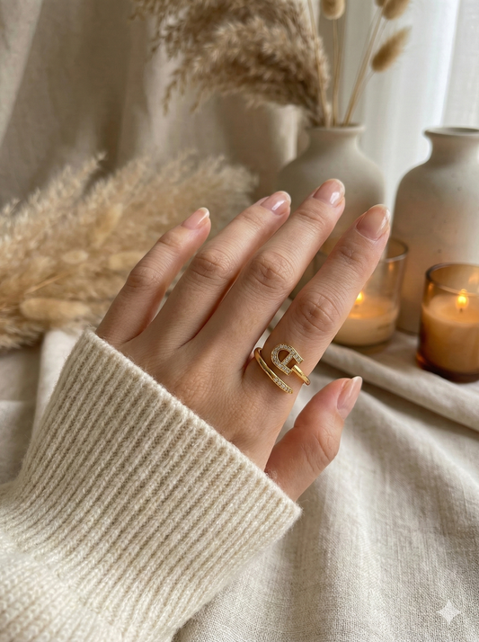 Poise Curve Rings (Adjustable)