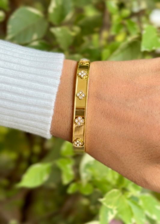 Golden Spark Charm Cuff Bangles ✨