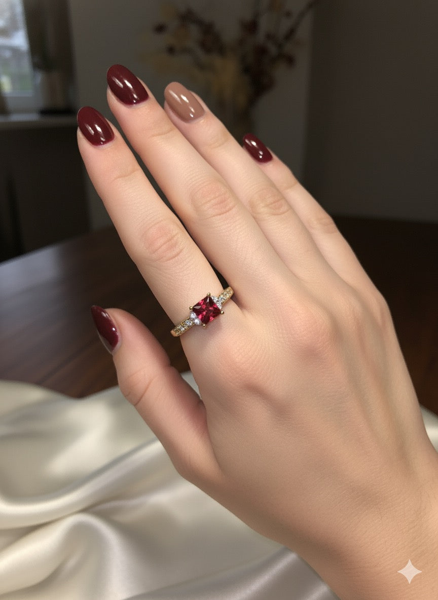 Statement Ring (Size 6)