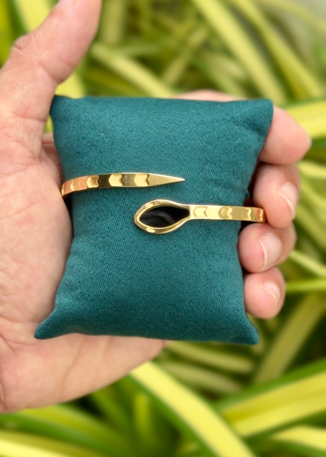 Midnight Drop Cuff Bangle 🖤✨