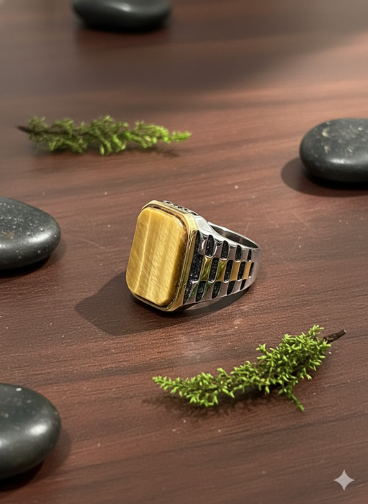 The Amber Bastion Rings