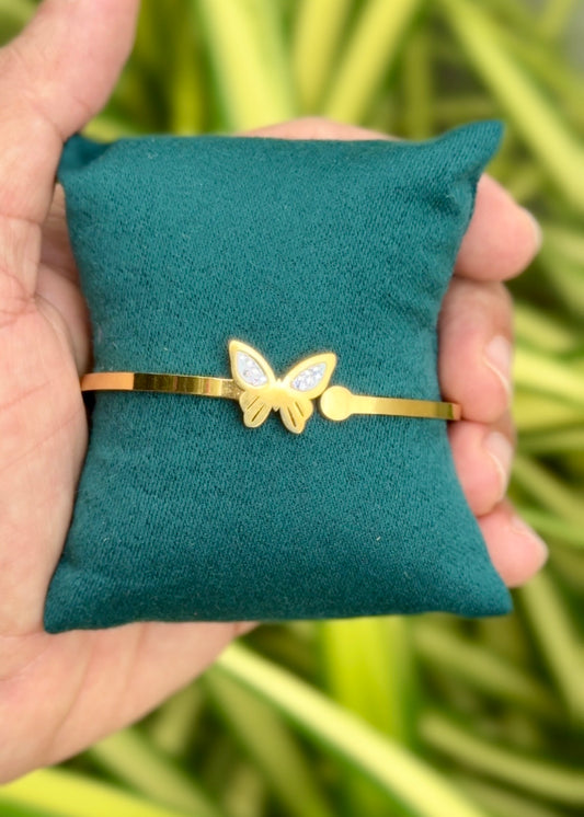 Golden Flutter Cuff Bangle 🦋✨
