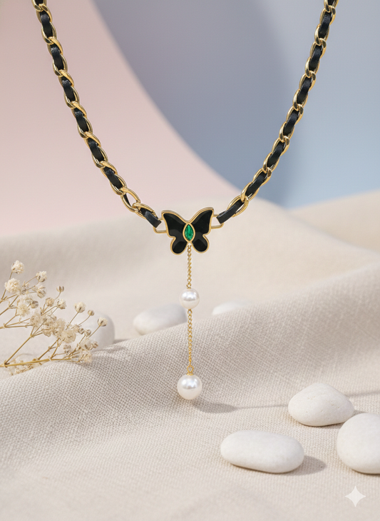 Emerald Flutter Pearl Drop Necklace