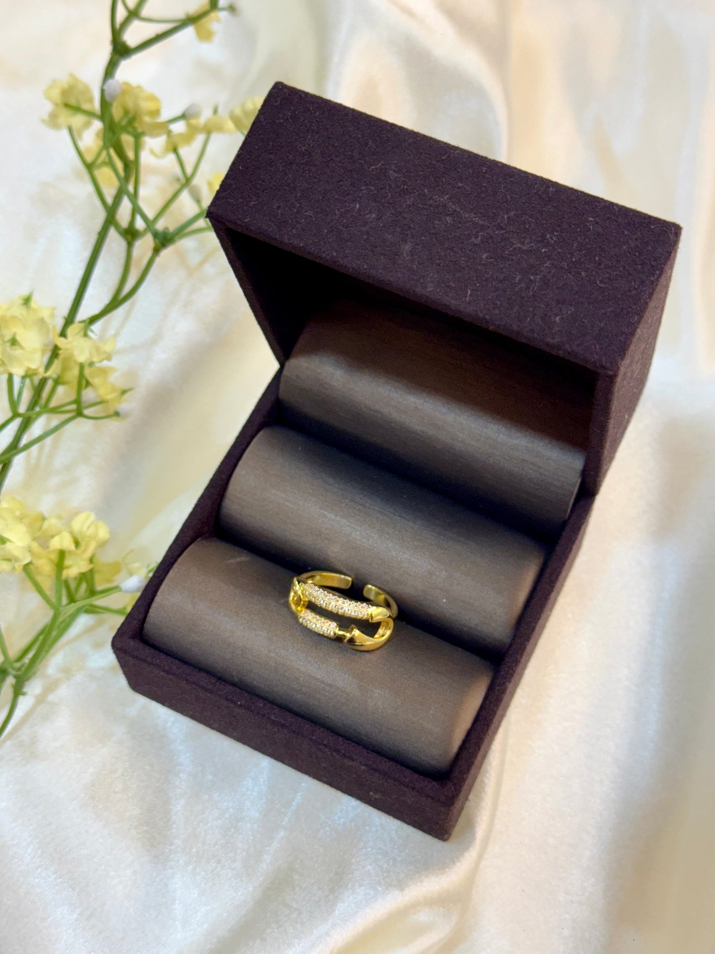 The Imperial Pave Pin Ring (Adjustable)