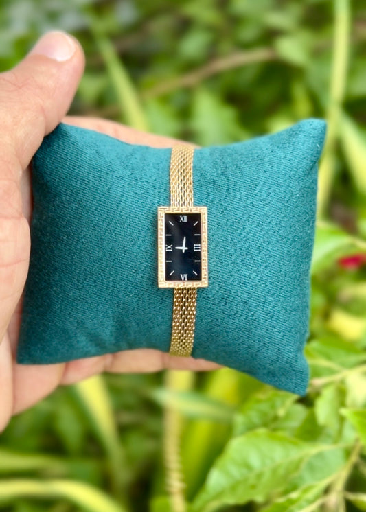 Royal Roman Dial Mesh Bracelet ⌚✨