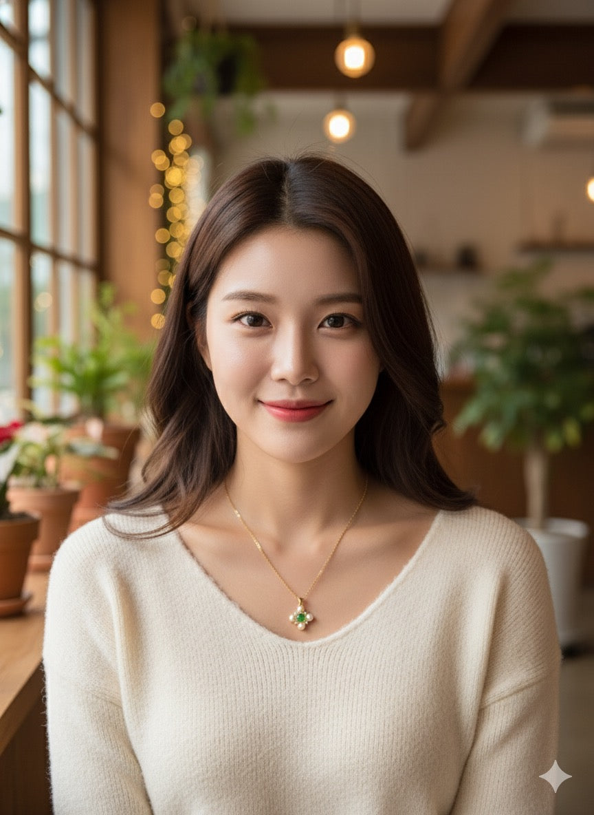 Clover Petals Chain With Pendant