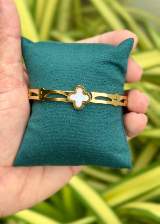 Clover Charm Cuff Bangle ✨