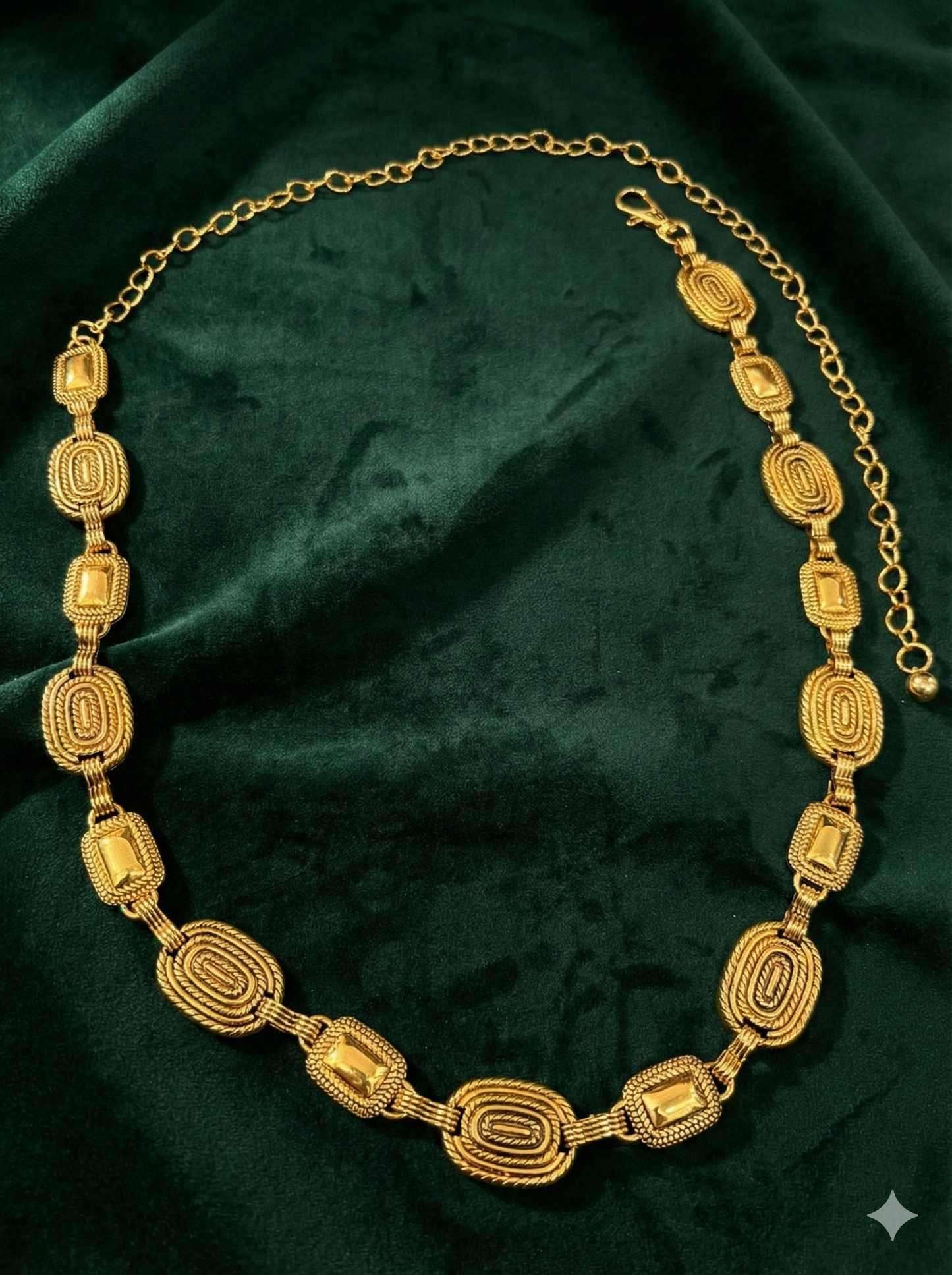 Rajvi Oval Royale Waist/Hip Chain