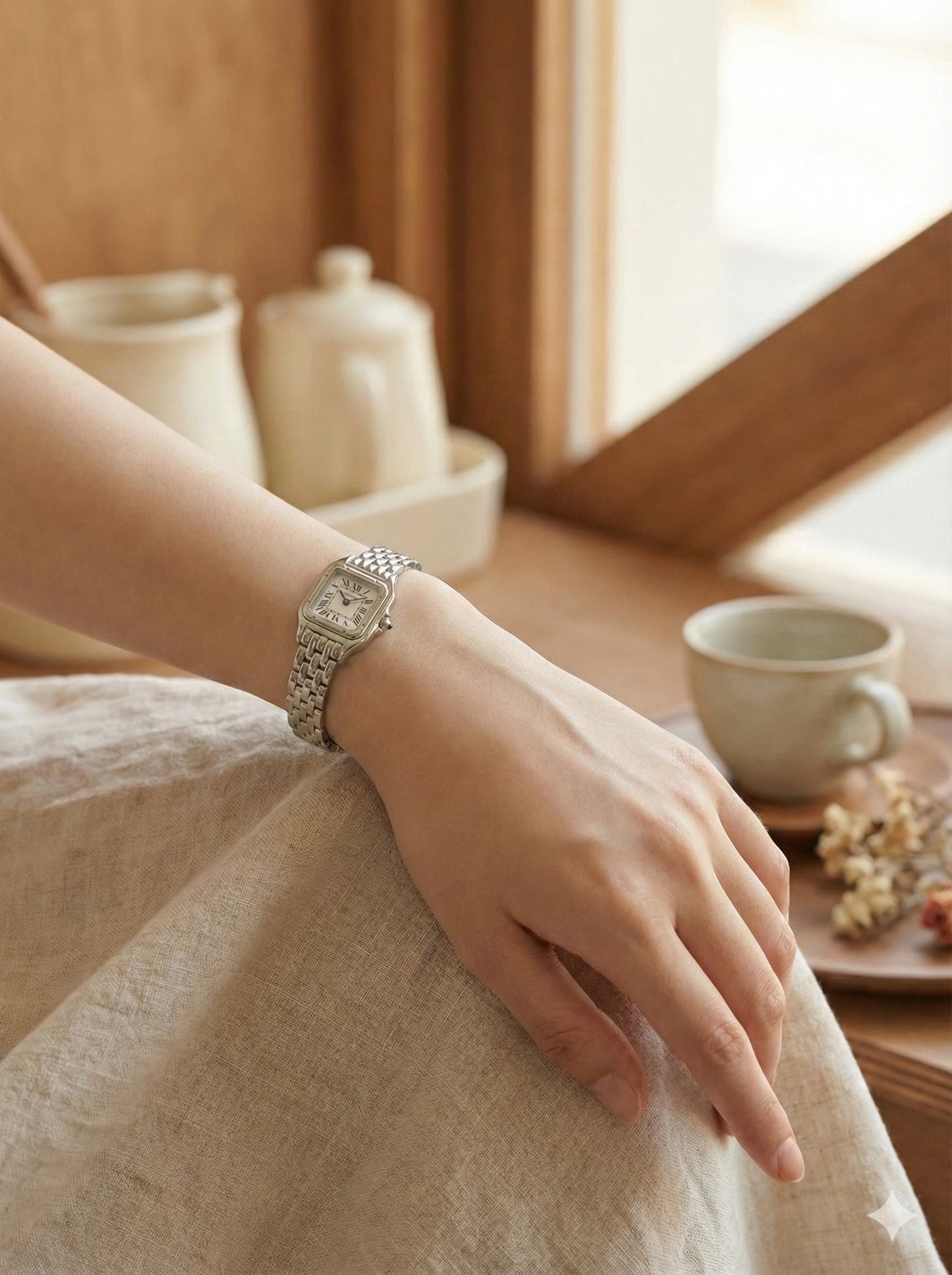 Scottie Panthere Classic Luxury Silver Watch