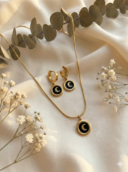 The Crescent Moon Necklace & Earrings Set