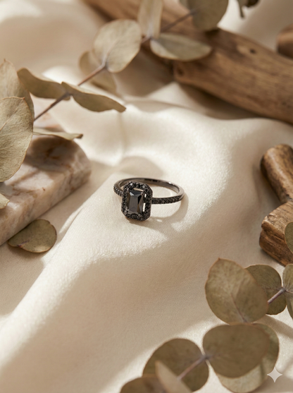 Noir Halo Rings