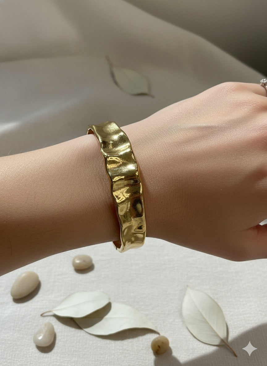 Sculpted Gold Cuff Bangle