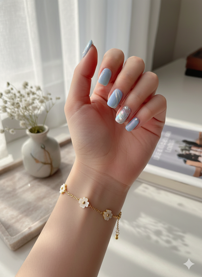 The White Daisy Bracelets