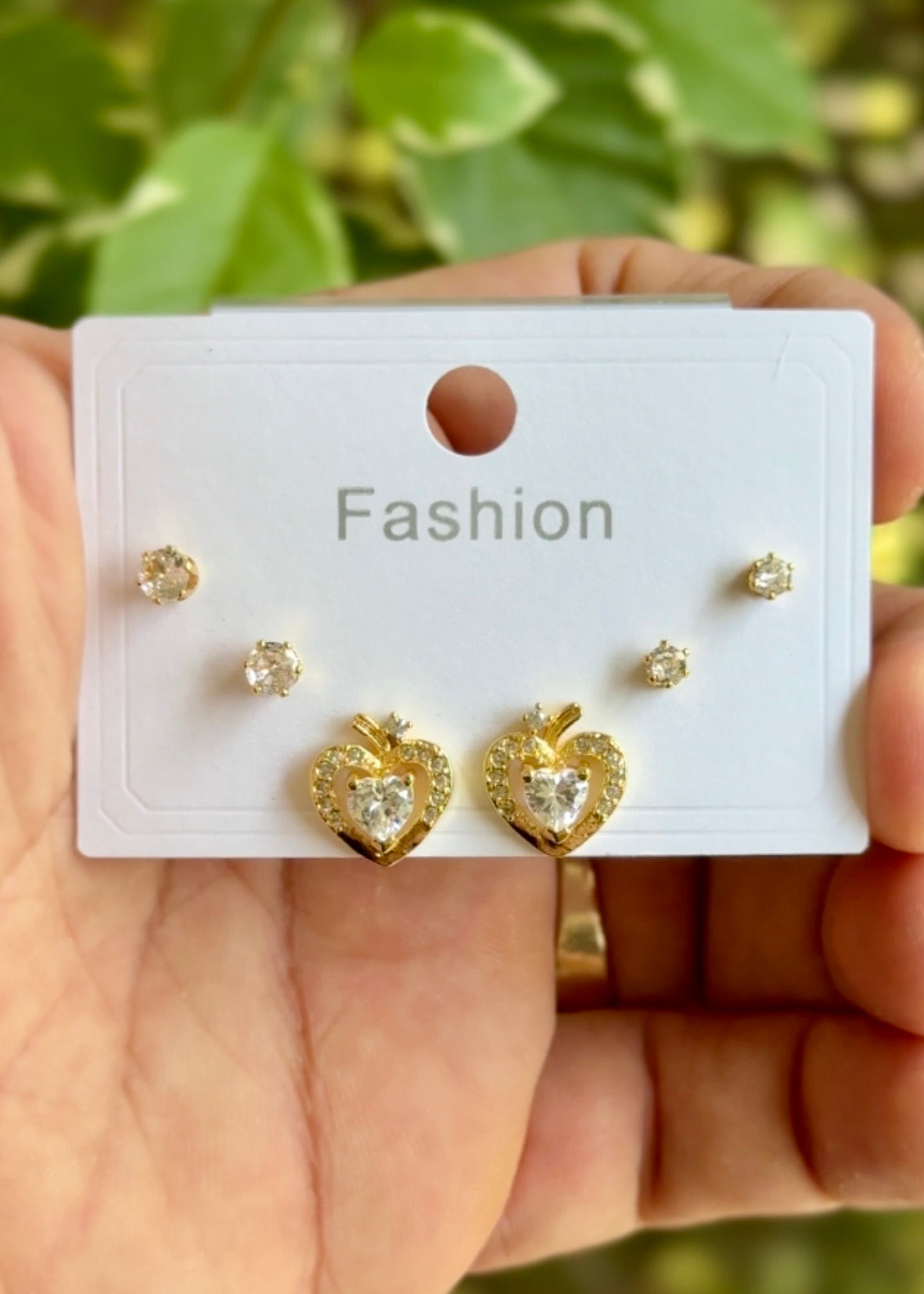 Golden Heart Spark Mini Stud Set 🤍✨