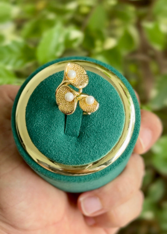 The Triple Pearl Ginkgo Ring✨(Adjustable)