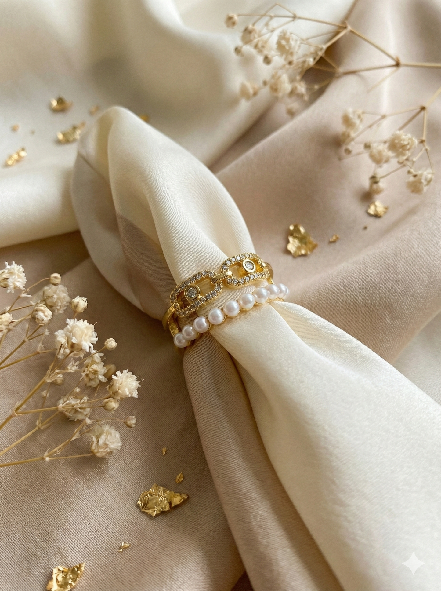 Pearl Embrace Rings (Adjustable)
