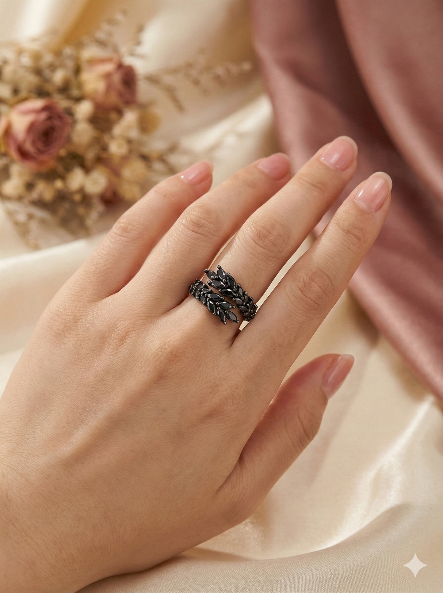 Noir Laurel Wrap Rings (Adjustable)