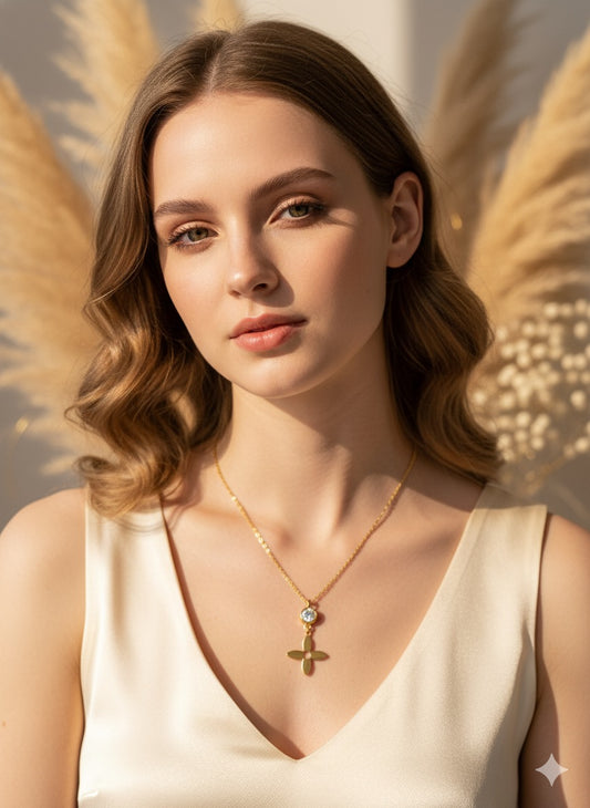 Stella Petal Chain With Pendant