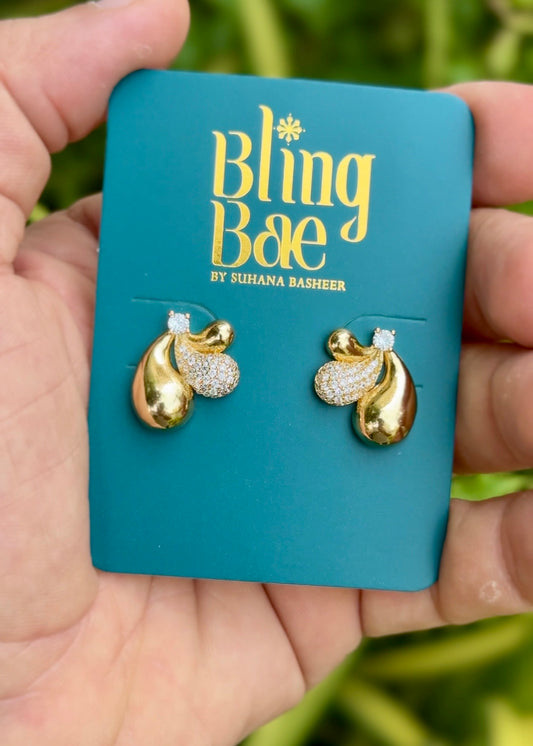 Golden Crystal Bloom Stud Earrings