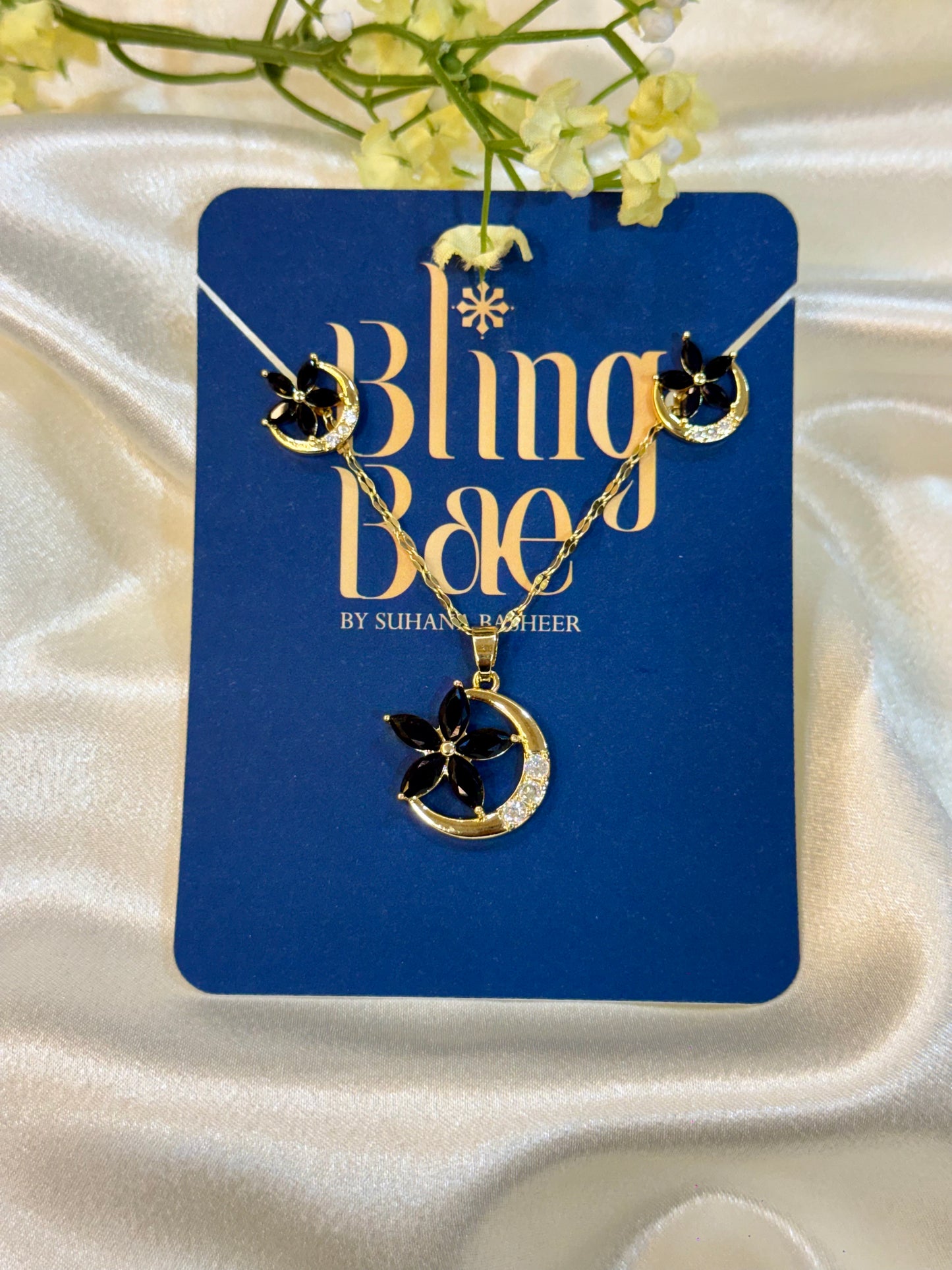 Flower And Moon Jewelry Set