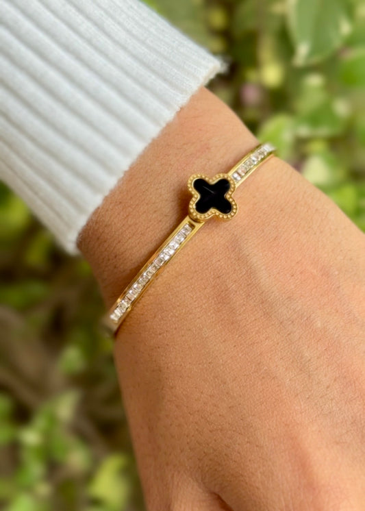 Noir Clover Spark Cuff Bangles ✨