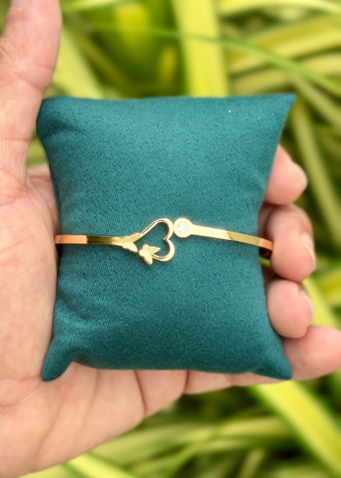 Flutter Heart Cuff Bangle 🧚🏻‍♀️✨