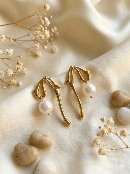 Pearl Drift Earrings