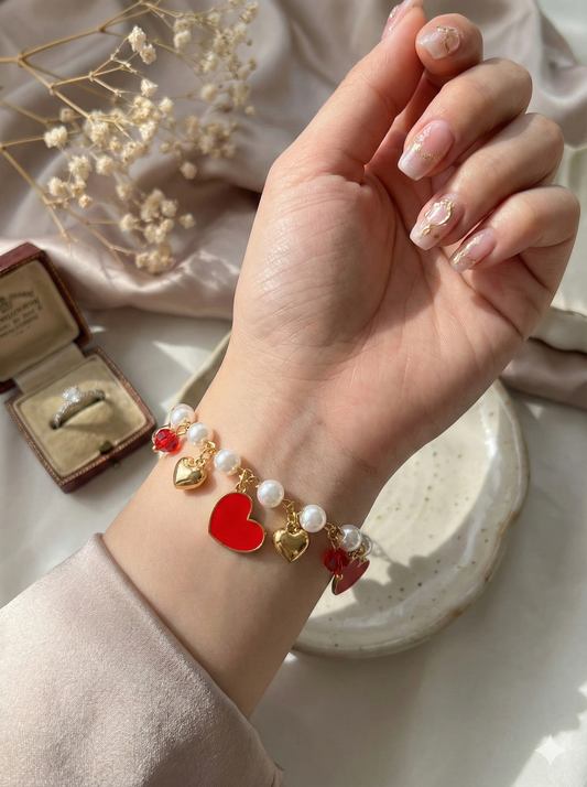 Sweetheart Pearls Bracelets