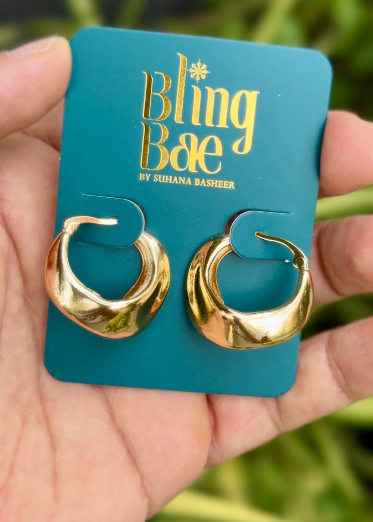 Classic Twist Hoop Earrings